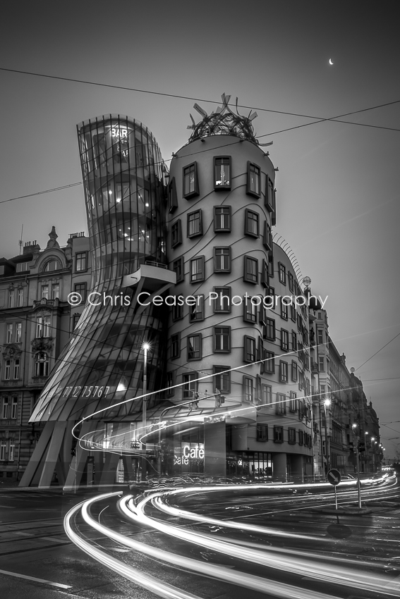 Light Trails, The Dancing House